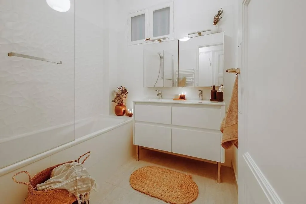 Royo - 1 Chambre A Auteuil Paris